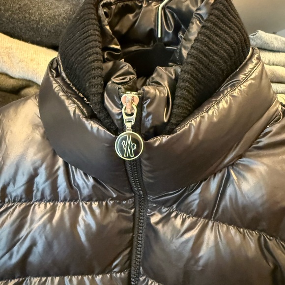 Moncler Black Puffer Jacket/Knit with Glossy Vest Finish - Picture 3 of 8